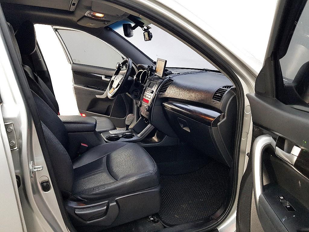 KIA Sorento 2010 Plateado - Importación desde Corea - HF Imports Iquique - Foto 15