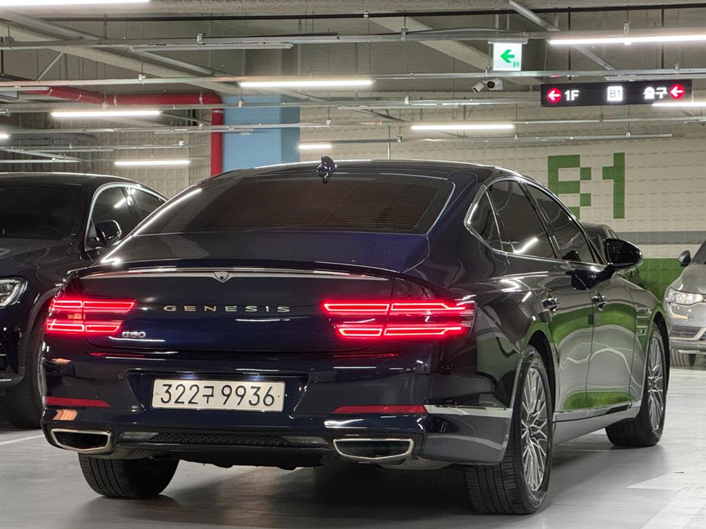 Genesis G80 - Vista 3