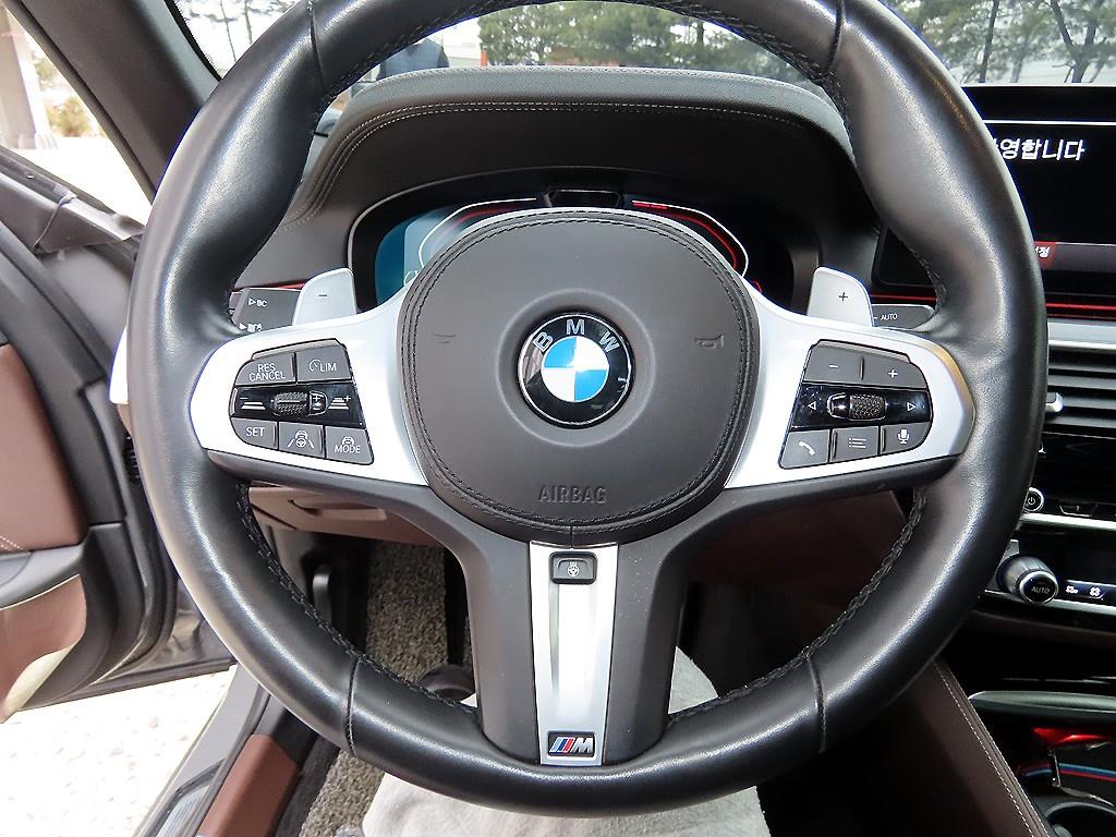 BMW 5 Series - Vista 8