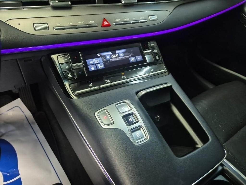 HYUNDAI Grandeur - Vista 12