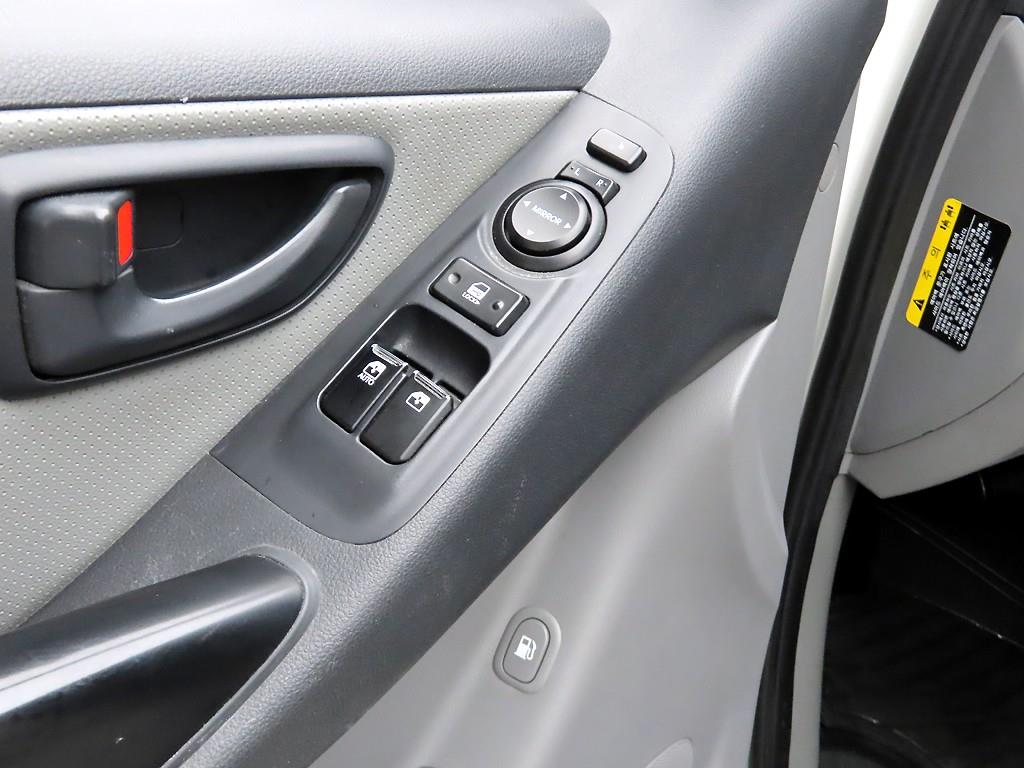 HYUNDAI Starex - Vista 11