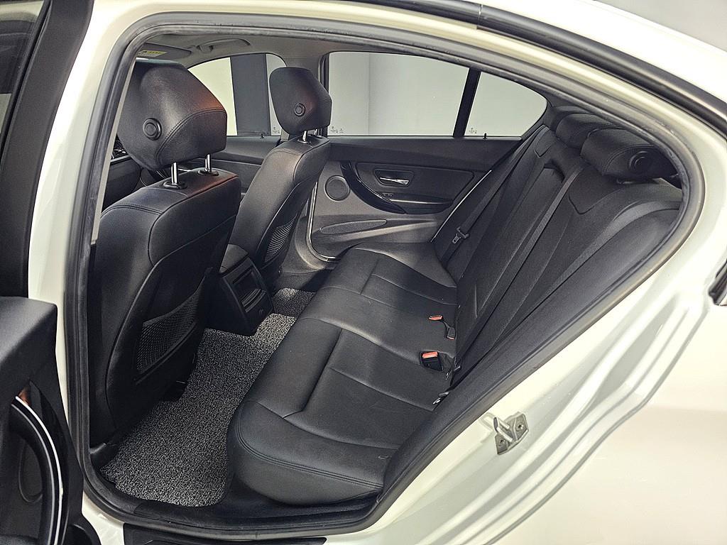 BMW 3 series - Vista 9