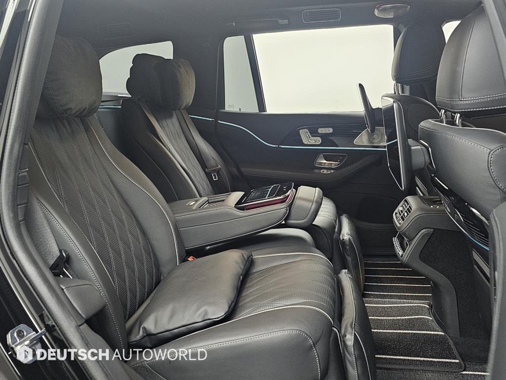 Mercedes Benz GLS Class - Vista 12