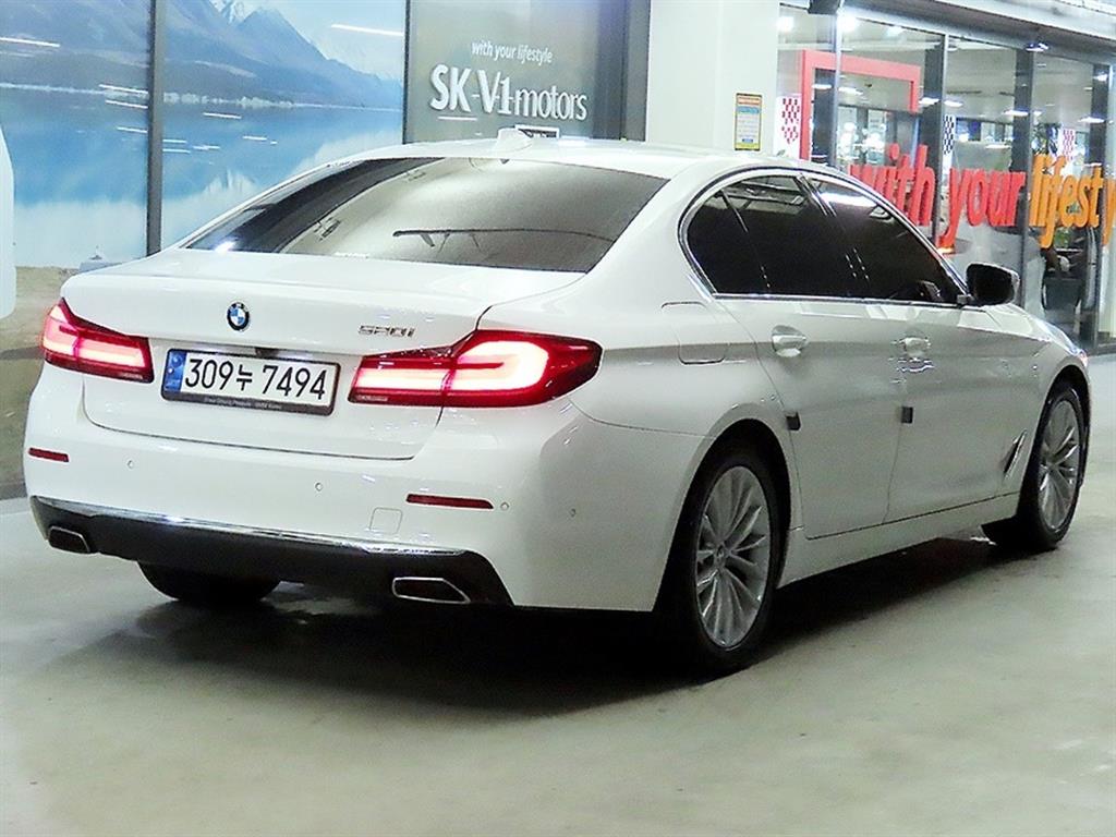 BMW 5 Series - Vista 4