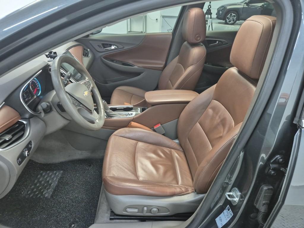 Chevrolet Malibu - Vista 11