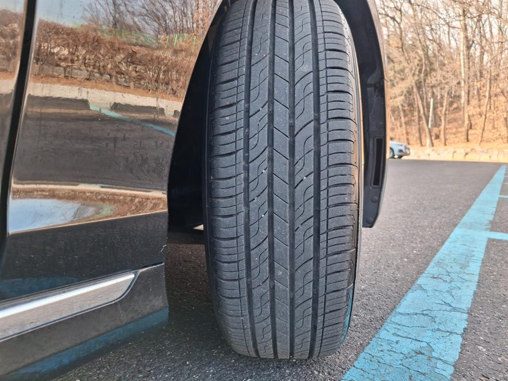 HYUNDAI Sonata - Vista 6