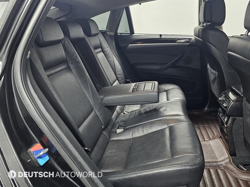BMW X6 - Vista 12