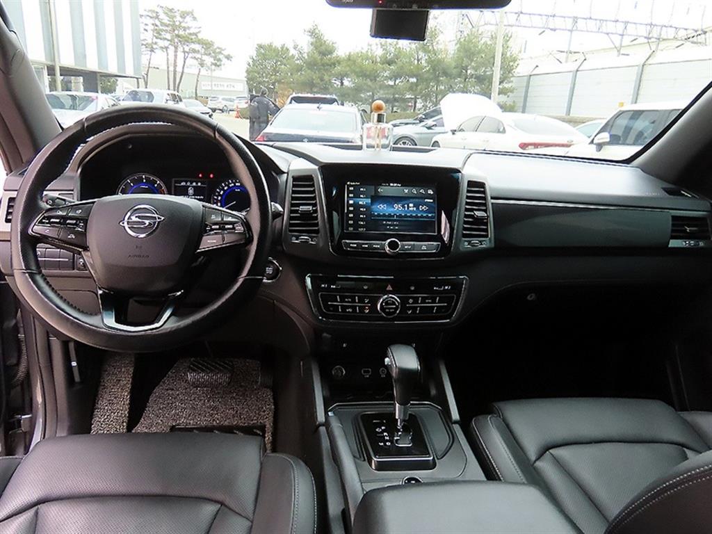 Ssangyong Rexton - Vista 7