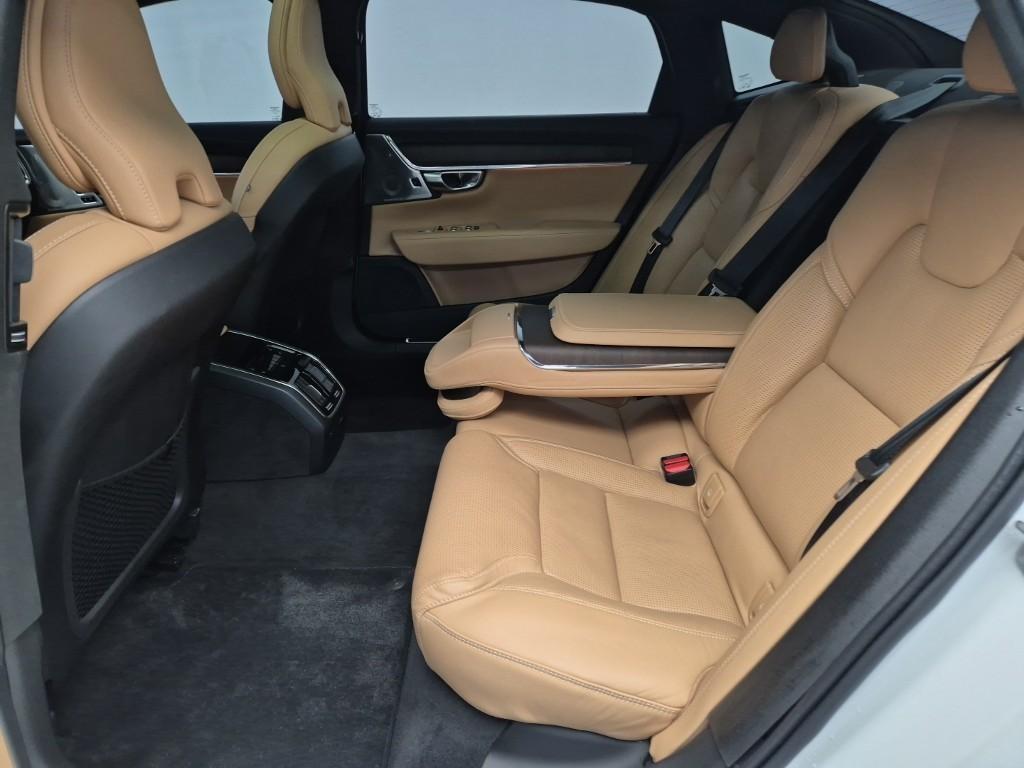 Volvo S90 - Vista 11