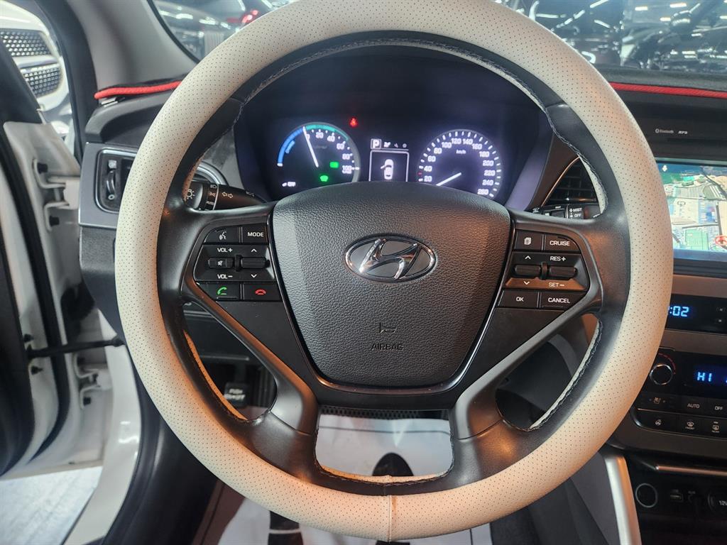 HYUNDAI Sonata - Vista 5