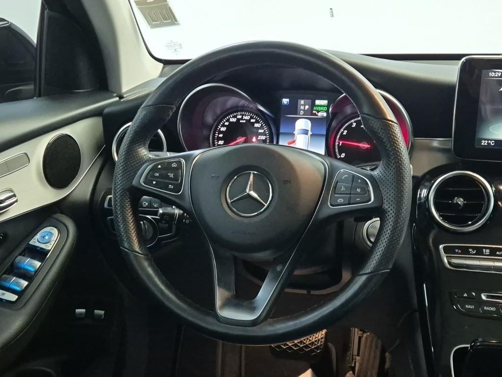 Mercedes Benz GLC Class - Vista 11