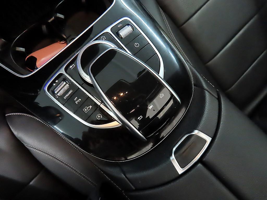 Mercedes Benz E class - Vista 11