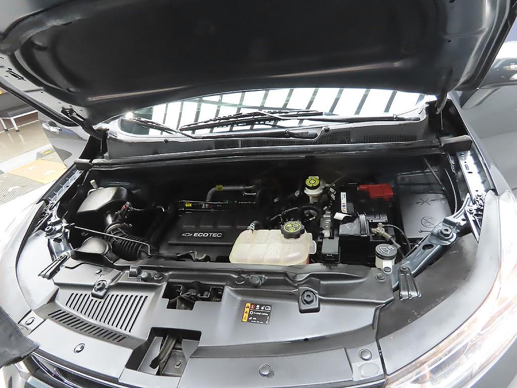 Chevrolet Trax 2017 Gris - Importación desde Corea - HF Imports Iquique - Foto 8