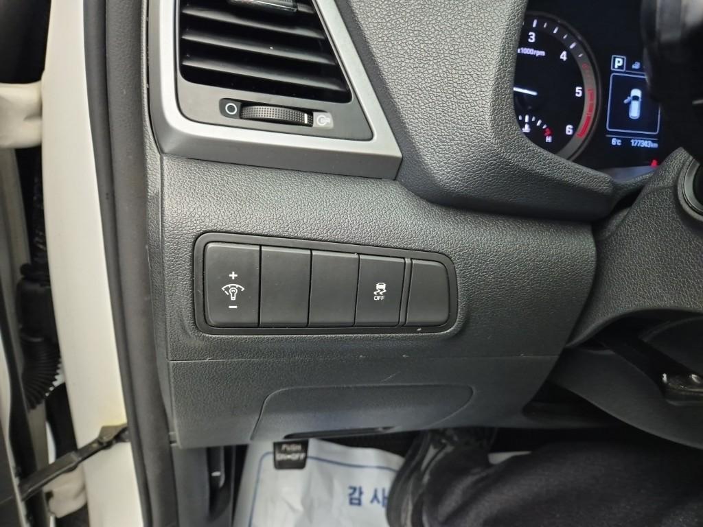 HYUNDAI Tucson - Vista 6