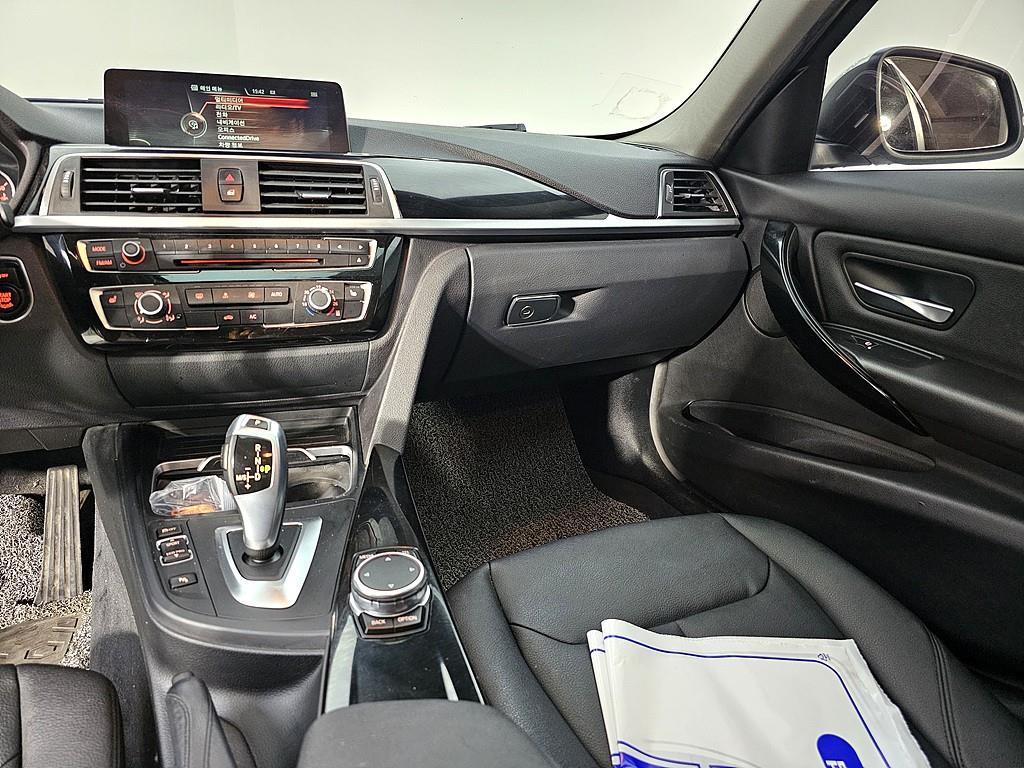 BMW 3 series - Vista 10