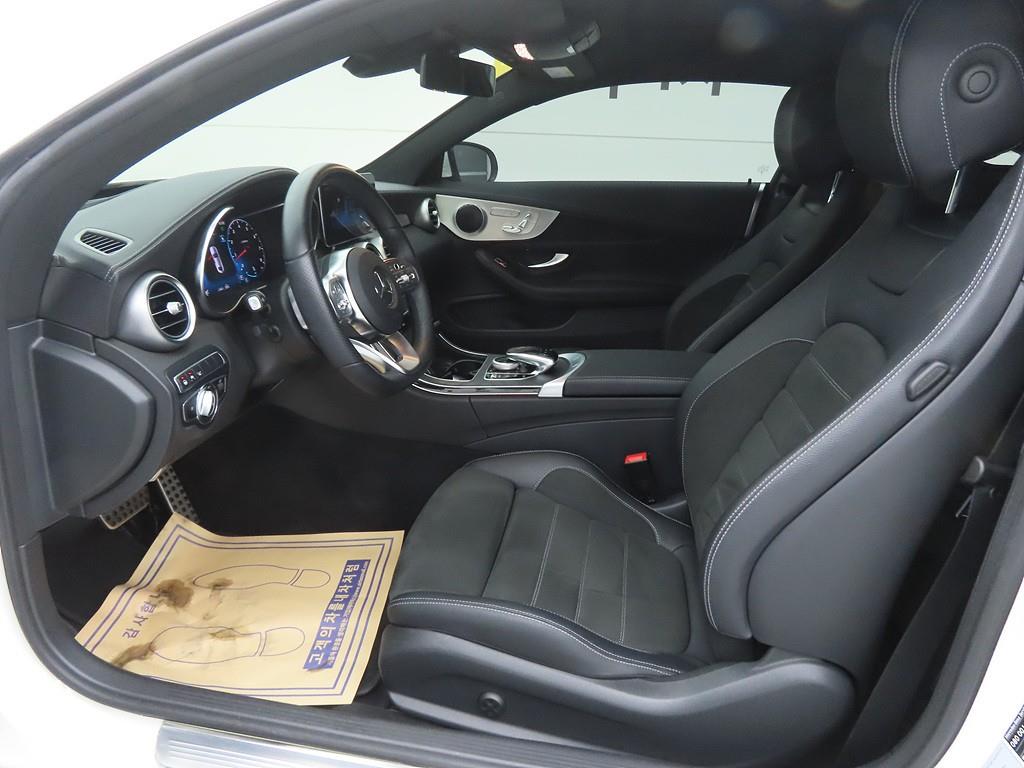 Mercedes Benz C Class - Vista 5