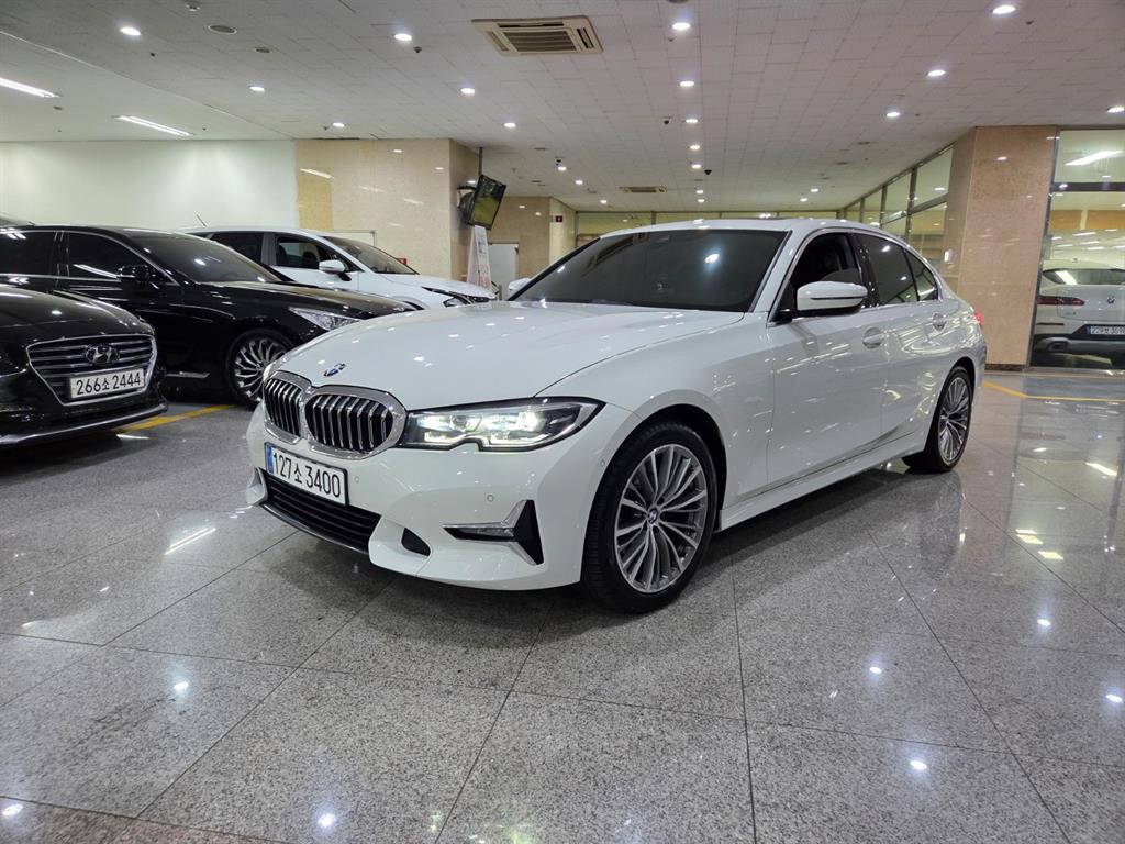 BMW 3 series 2019 Blanco - Importación desde Corea - HF Imports Iquique - Foto 1