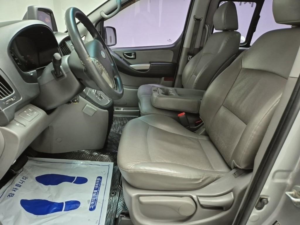 HYUNDAI Starex 2015 Plateado - Importación desde Corea - HF Imports Iquique - Foto 18