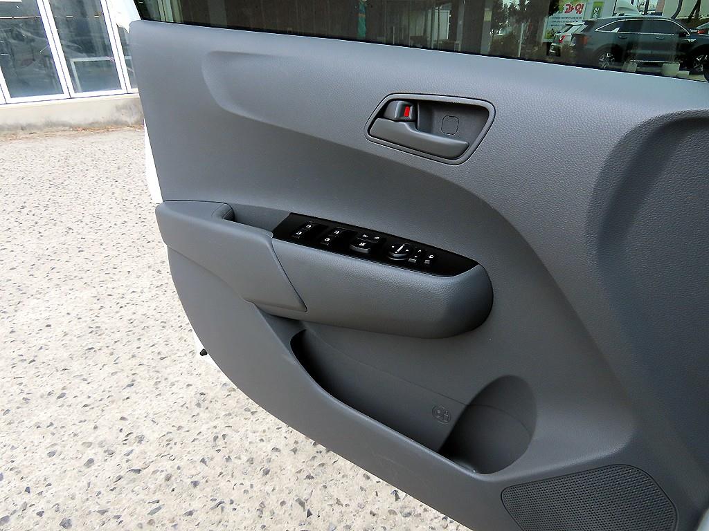 KIA Morning - Vista 11