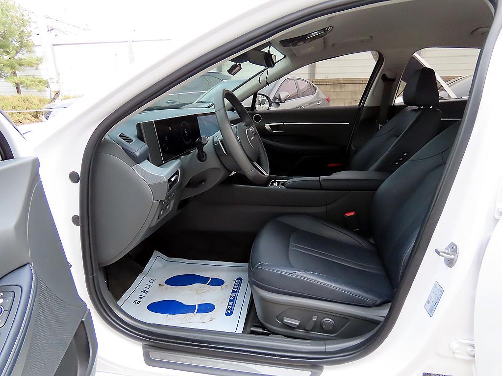 HYUNDAI Sonata - Vista 5