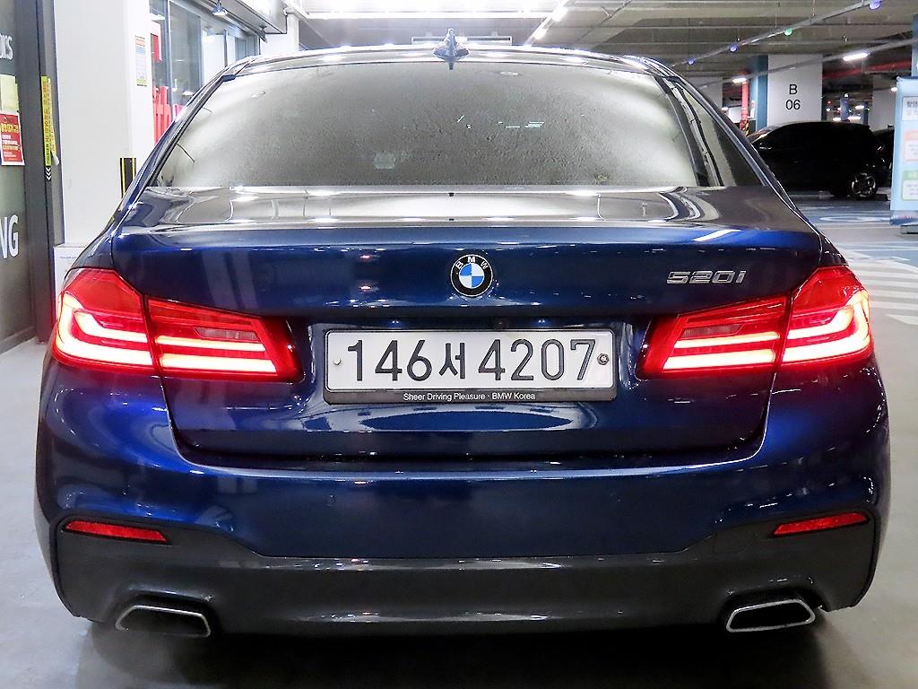 BMW 5 Series - Vista 5