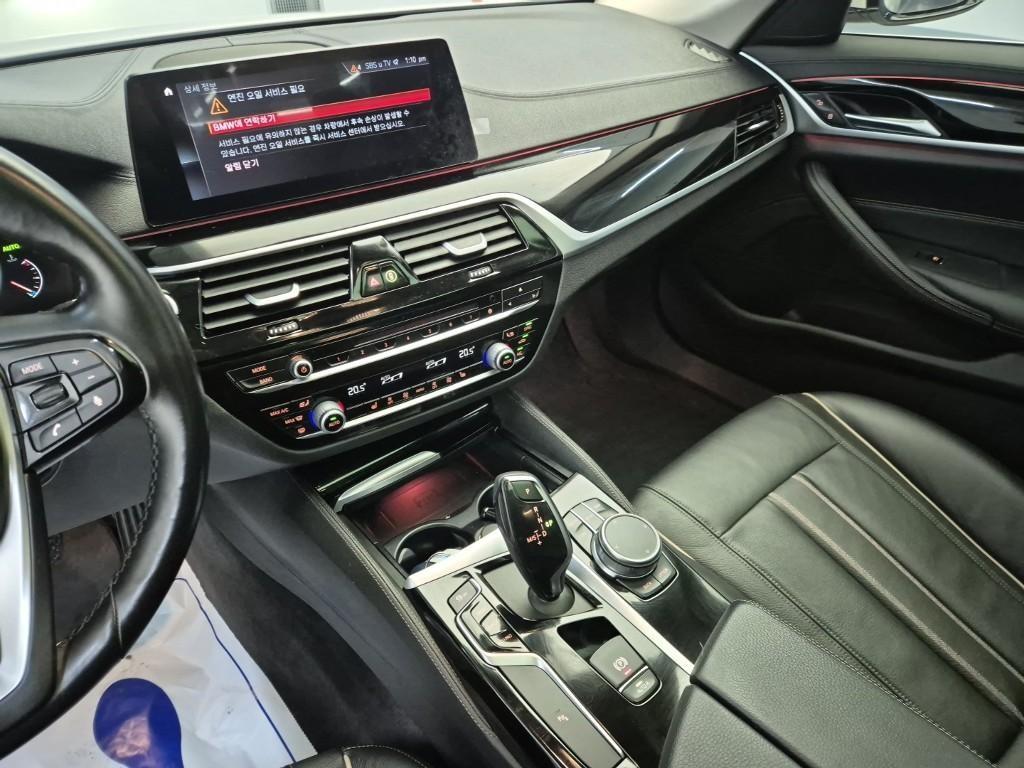 BMW 5 Series - Vista 10