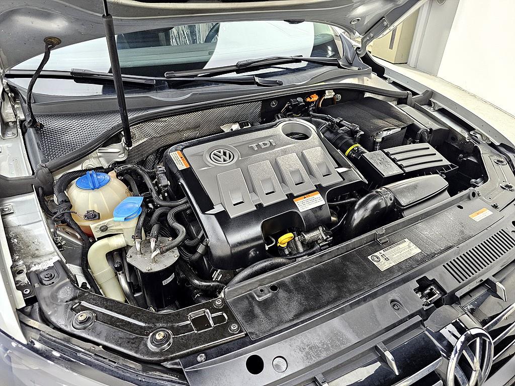 Volkswagen Passat - Vista 6