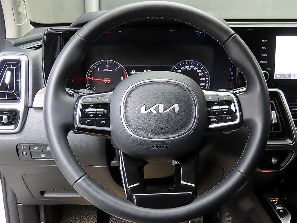 KIA Sorento - Vista 9