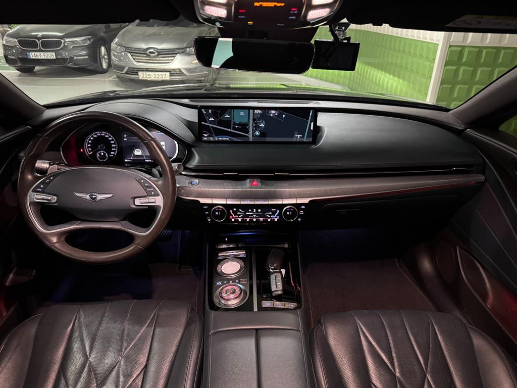 Genesis G80 - Vista 8