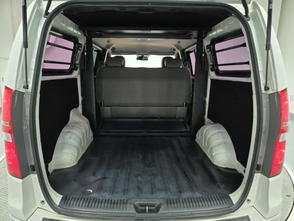HYUNDAI Starex 2016 Blanco - Importación desde Corea - HF Imports Iquique - Foto 19