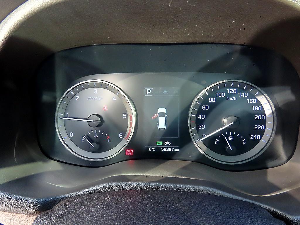 HYUNDAI Tucson - Vista 9