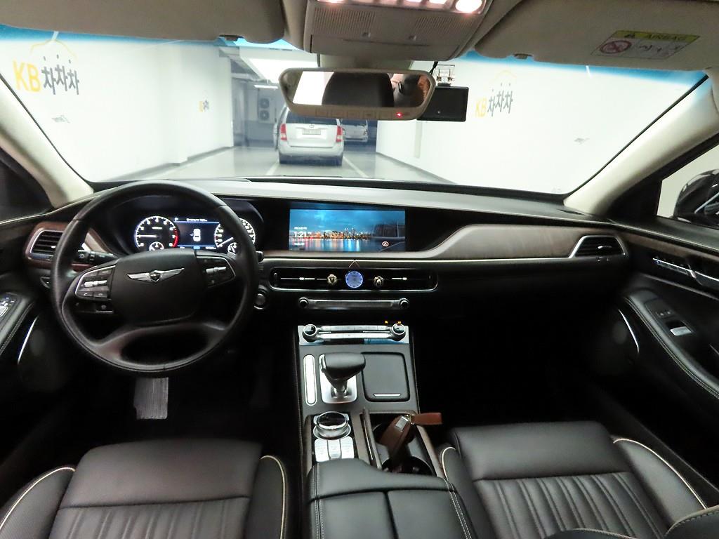 Genesis G90 - Vista 6