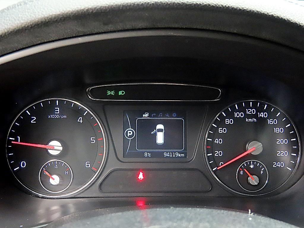 KIA Sorento - Vista 8