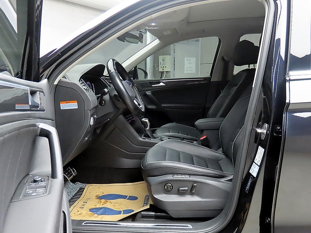 Volkswagen Tiguan - Vista 5