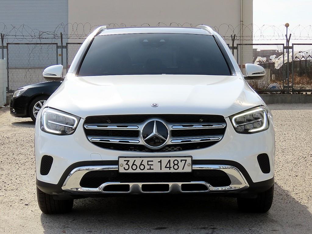 Mercedes Benz GLC Class 2020 Blanco - Importación desde Corea - HF Imports Iquique - Foto 1