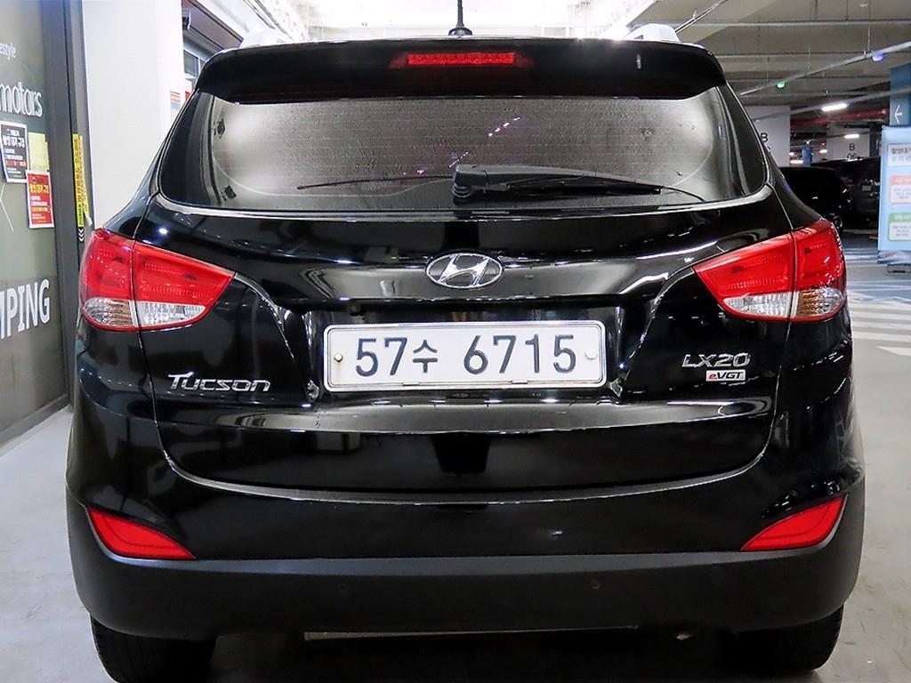 HYUNDAI Tucson - Vista 5