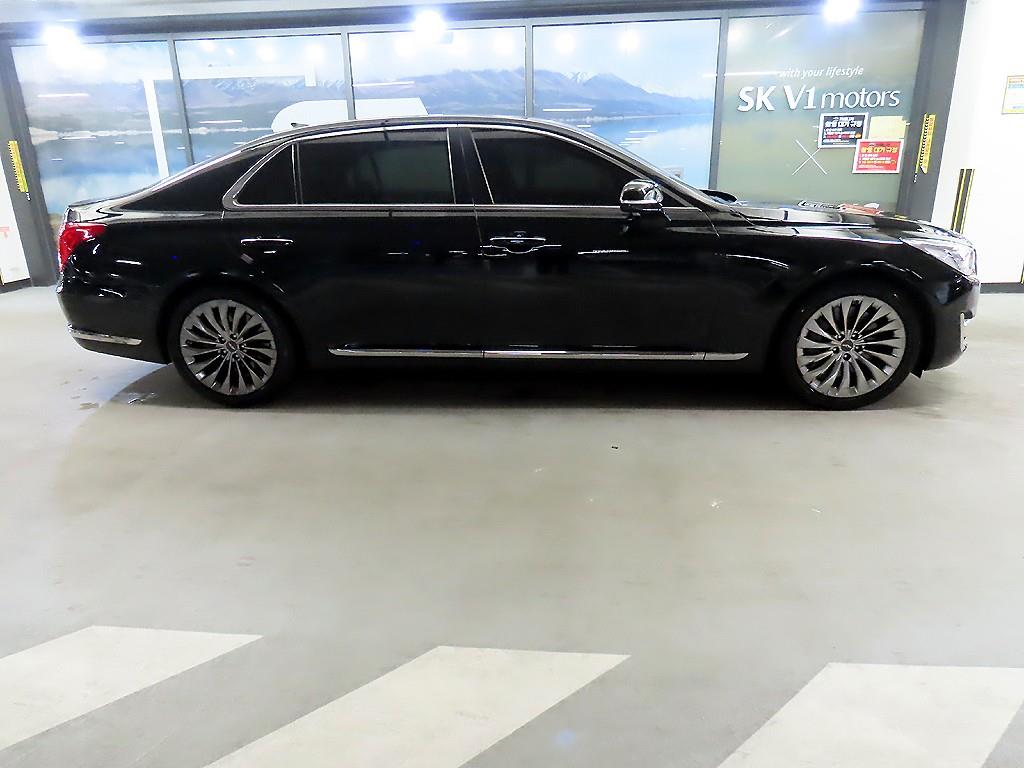 Genesis EQ900 - Vista 3