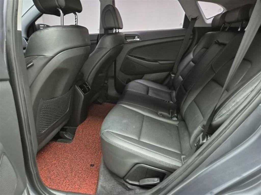 HYUNDAI Tucson - Vista 12