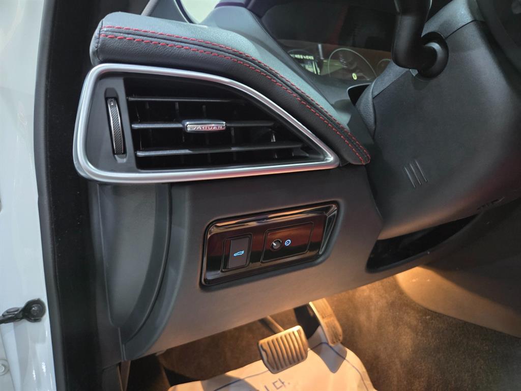 Jaguar XE 2019 Blanco - Importación desde Corea - HF Imports Iquique - Foto 14