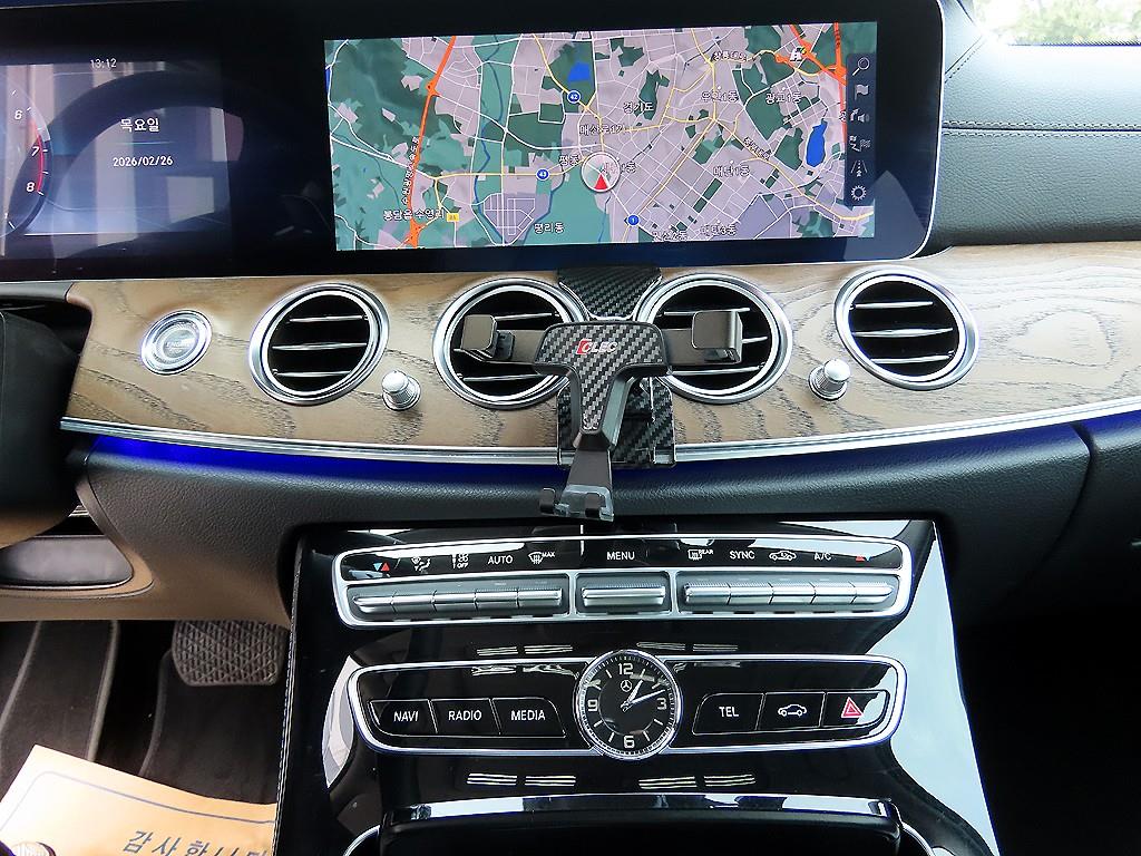 Mercedes Benz E class 2018 Plateado - Importación desde Corea - HF Imports Iquique - Foto 14