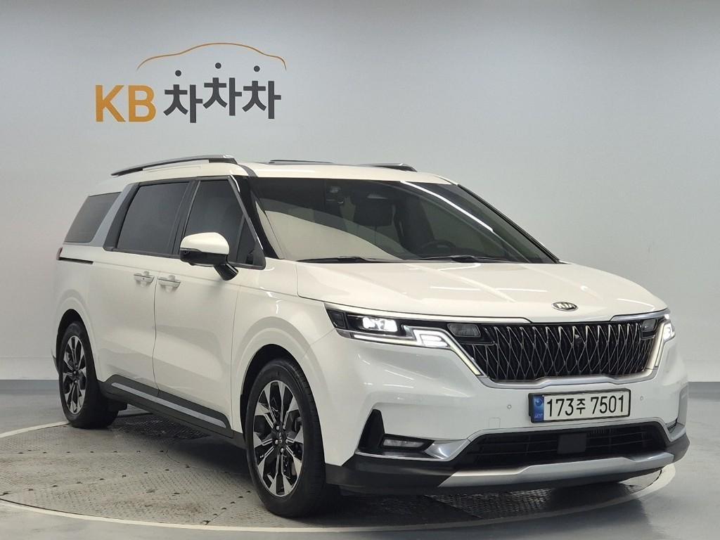 KIA Carnival - Vista 4