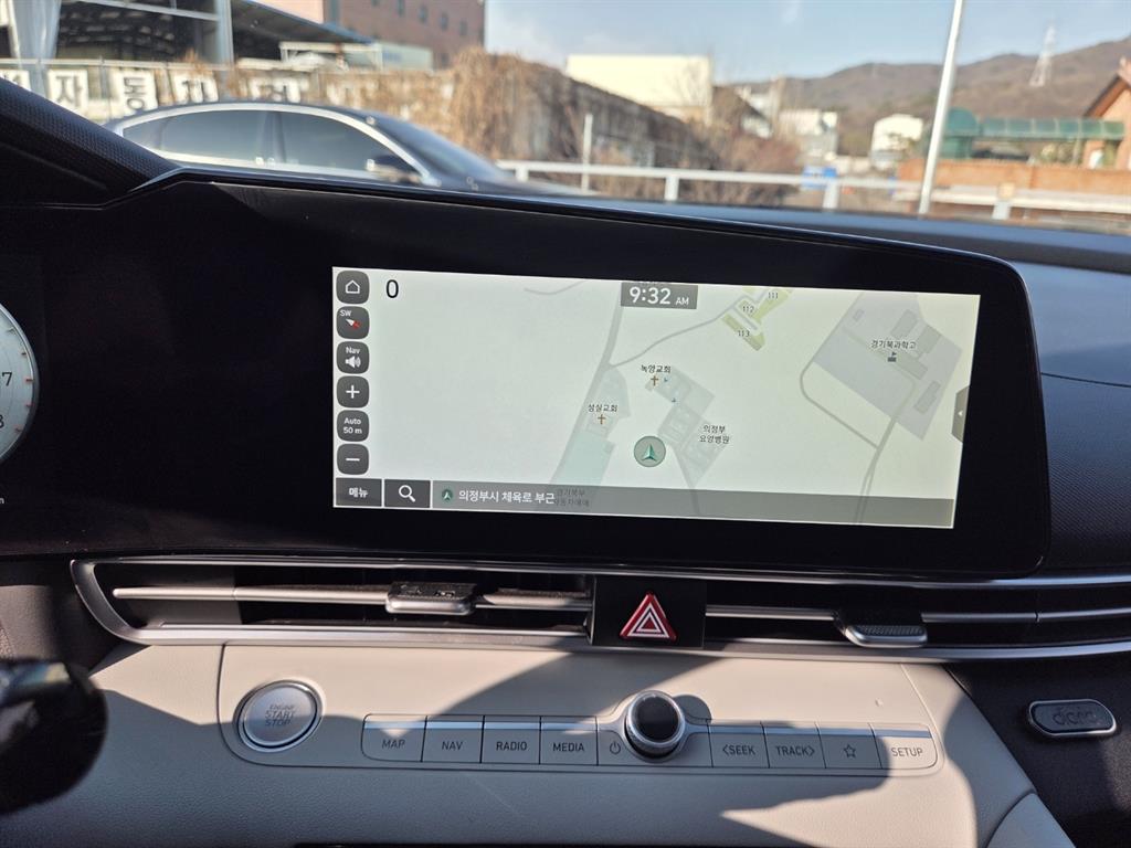 HYUNDAI Avante - Vista 6