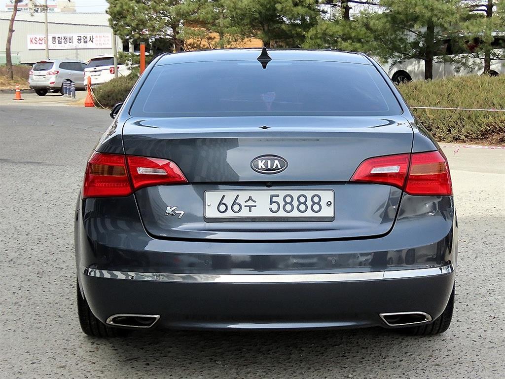 KIA K7 - Vista 4