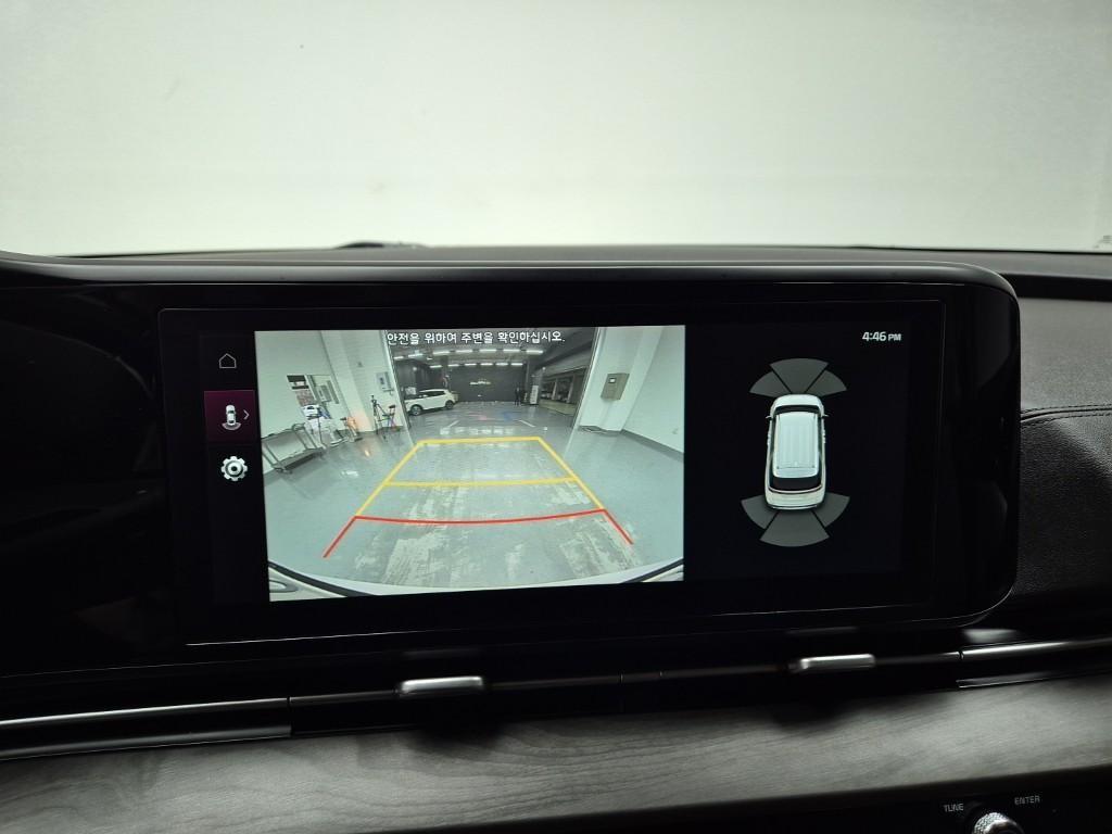 KIA Carnival - Vista 7