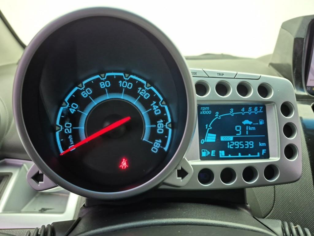 Chevrolet Spark - Vista 7