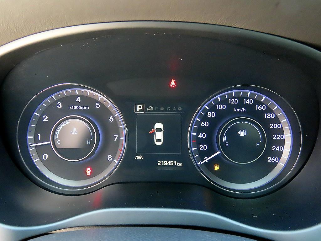 HYUNDAI Aslan - Vista 9