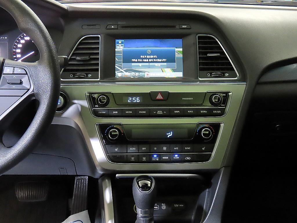 HYUNDAI Sonata - Vista 11