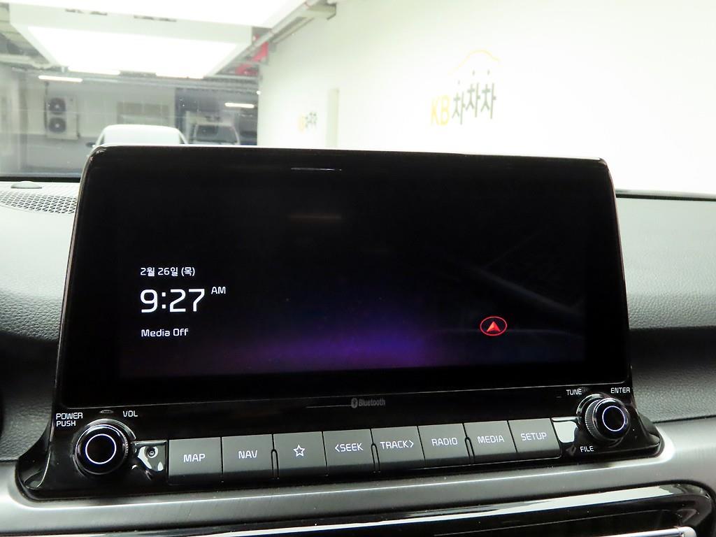 KIA Seltos - Vista 9