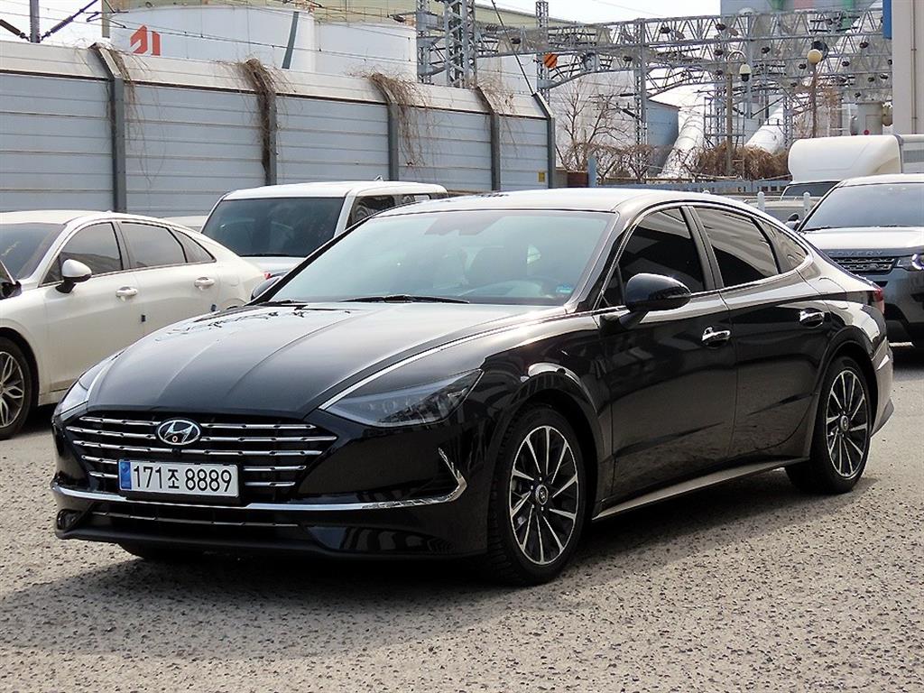 HYUNDAI Sonata - Vista 2