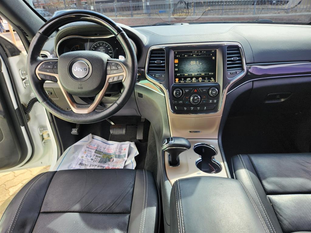 Jeep Cherokee - Vista 10